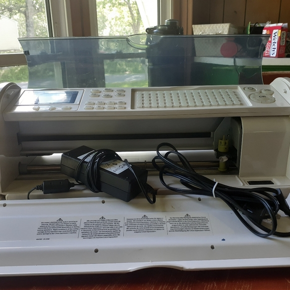 Cricut Other - Cricut Expressions Bundle